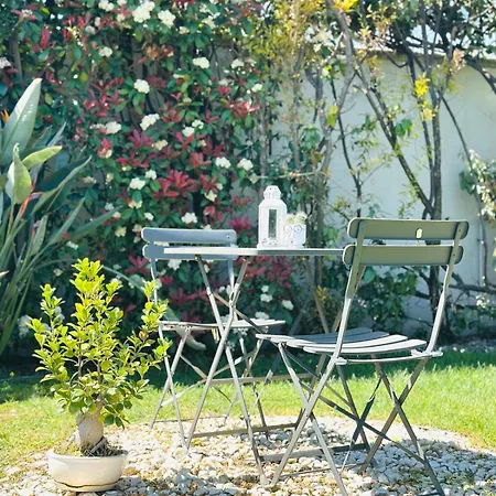La Casa (Adults Only)-2